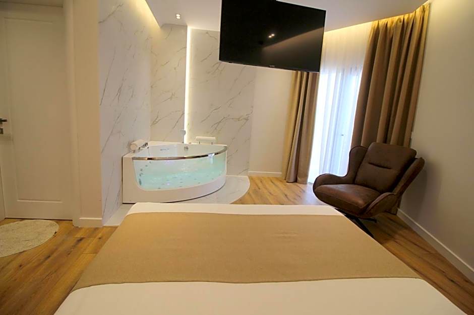 Hotel Strora