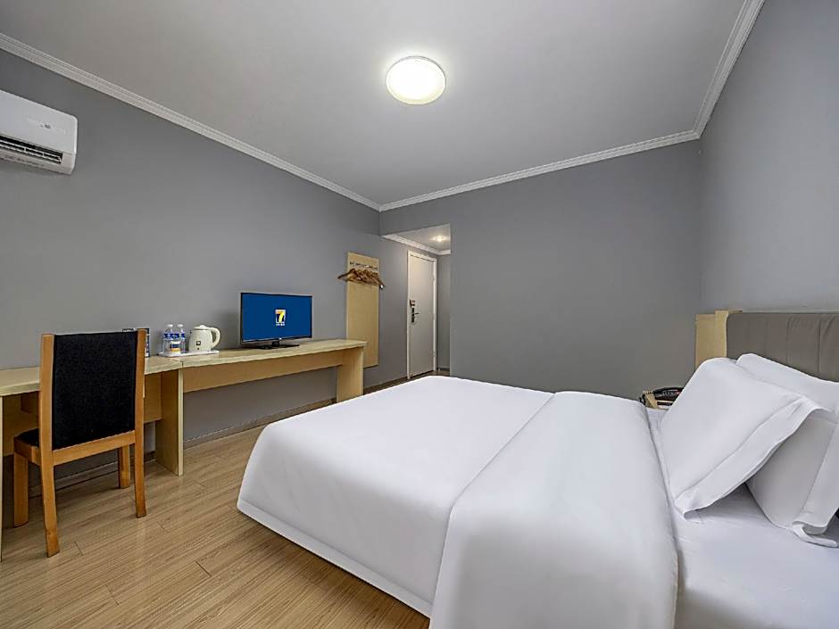 7 Days Inn Nanchang Bayi Square Railway Station