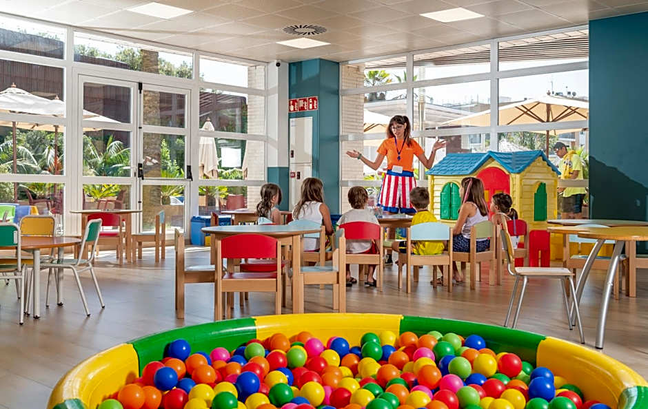 Aparthotel Costa Encantada