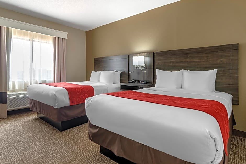 Comfort Suites near Robins Air Force Base