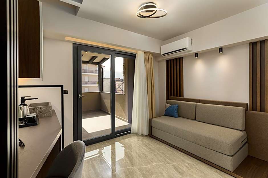 Costa De Luxe Suites