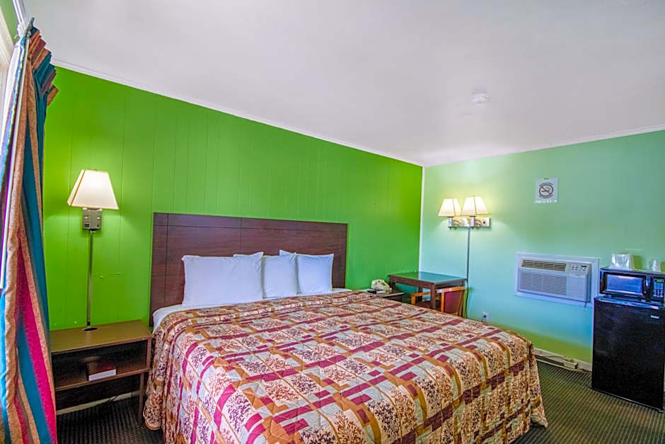 OYO Travelier Motel