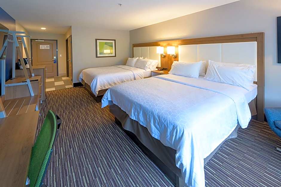 Holiday Inn Express & Suites Jamestown By IHG