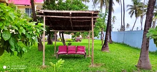 Pwani Beach Hotel & Apartments