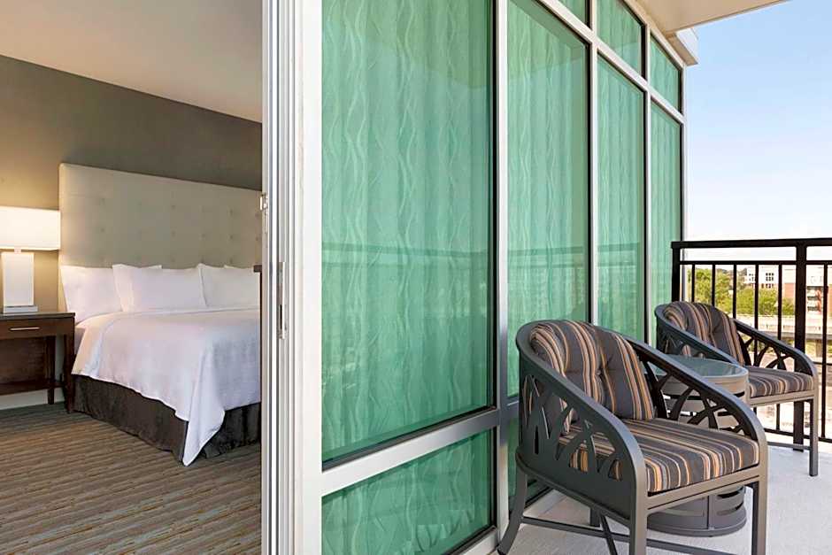 Embassy Suites by Hilton Greenville Downtown Riverplace