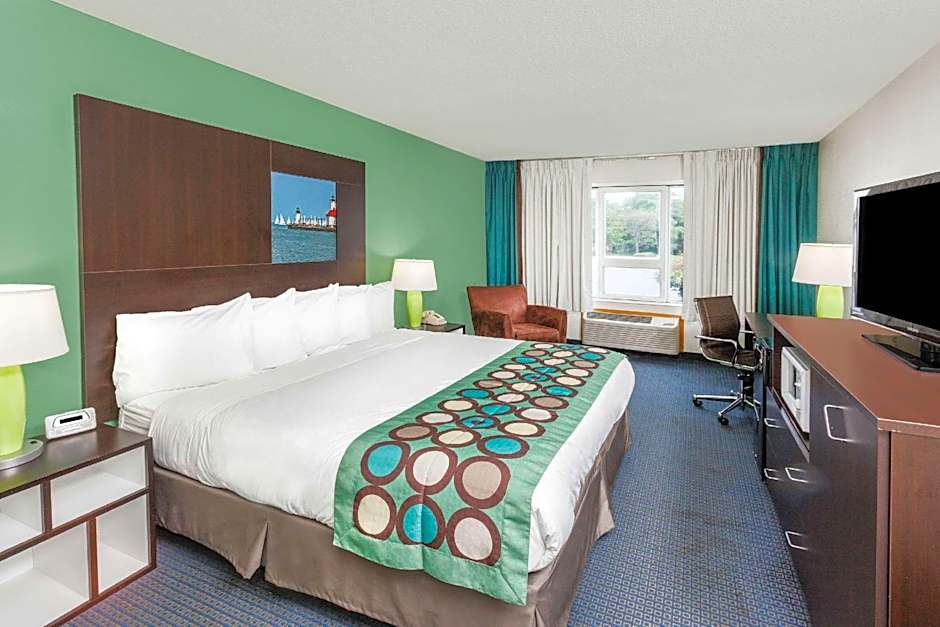 Super 8 by Wyndham Stevensville/St. Joseph