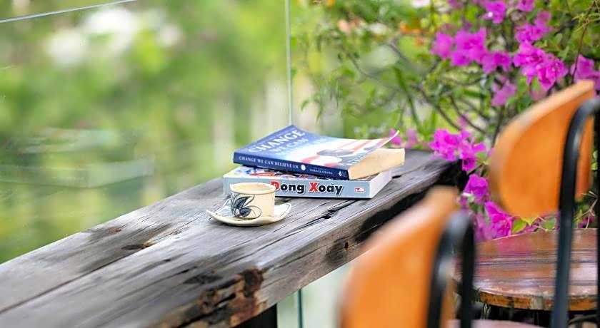 Draha Halong Hotel - Serenity, Charm and Nature - A Vietnamese Favorite