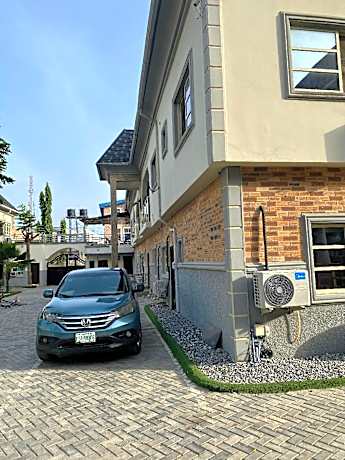 Amsterdam Court Residence 