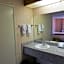 Days Inn by Wyndham Anaheim West