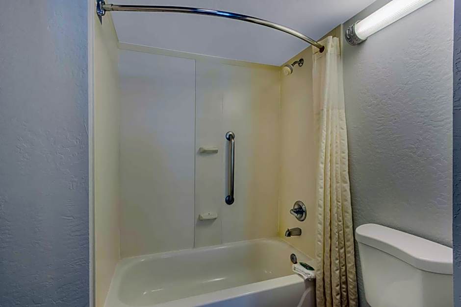 SureStay Plus Hotel by Best Western Tempe University