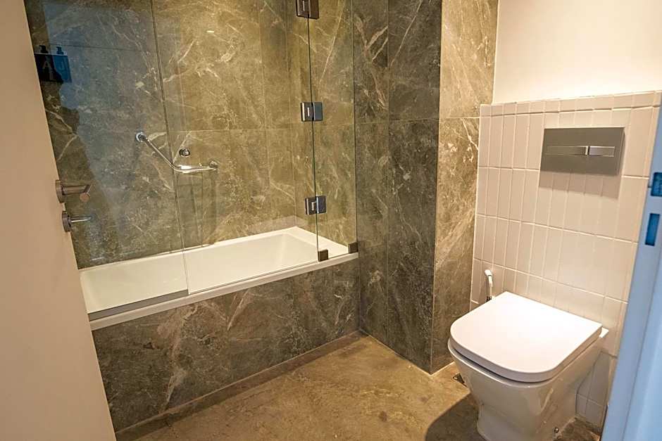 Vain Boutique Hotel