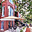 U Street Capsule Hostel