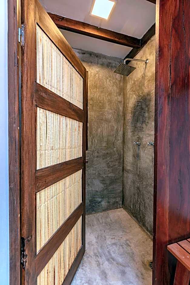 Nahouse Jungle Lodges