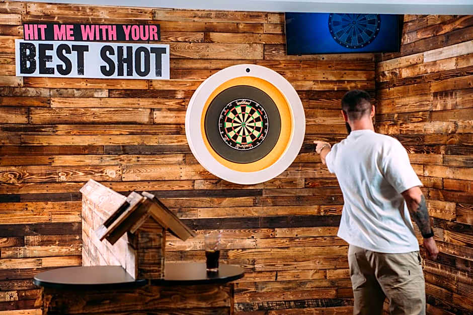 Drift Inn formerly the Waterfront Hotel