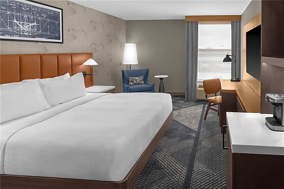 DoubleTree by Hilton Dayton Fairborn