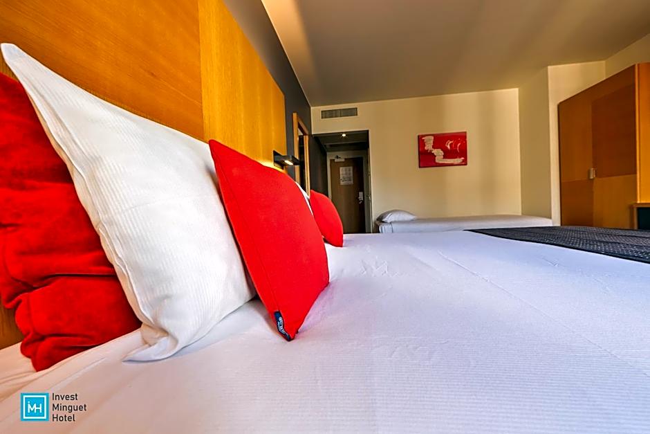Hotel Husa De La Couronne