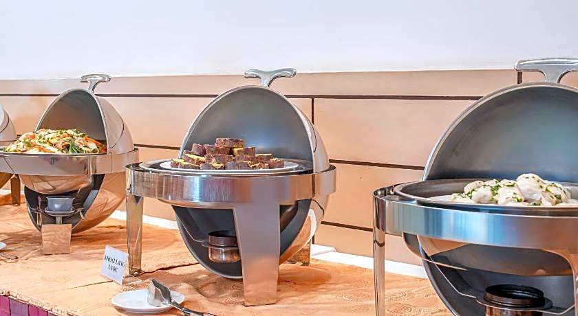 Nhi Phi Hotel Nha Trang