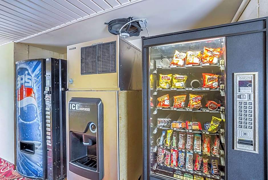 Econo Lodge Huntington - Barboursville University Area