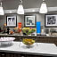 Hampton Inn By Hilton & Suites Los Angeles/Hollywood, CA