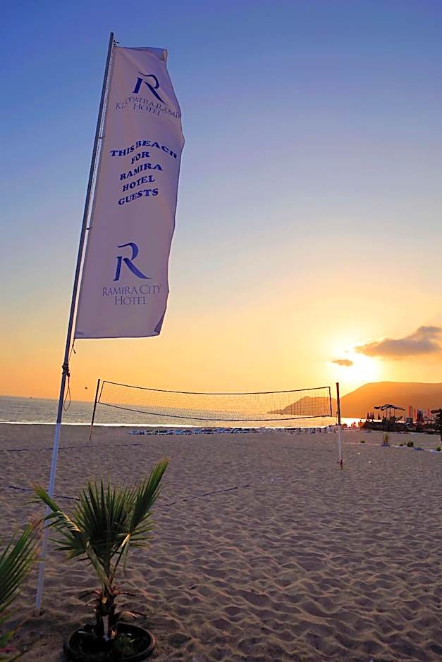 RAMIRA CITY HOTEL****  (16 YETİŞKİN OTELİ)