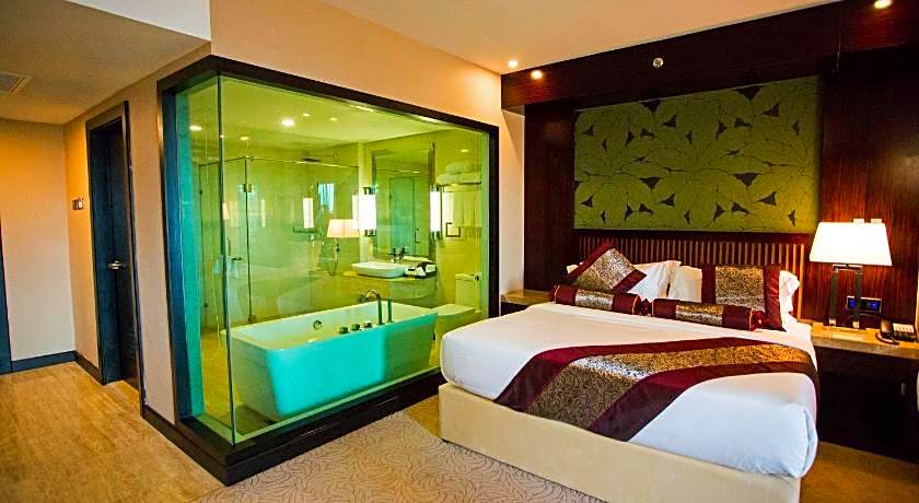 Hotel Royale Signature