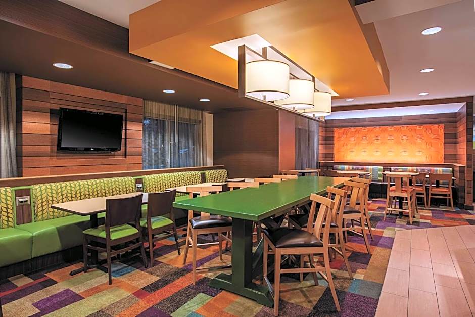 La Quinta Inn & Suites by Wyndham Manassas Battlefield – Manassas, VA