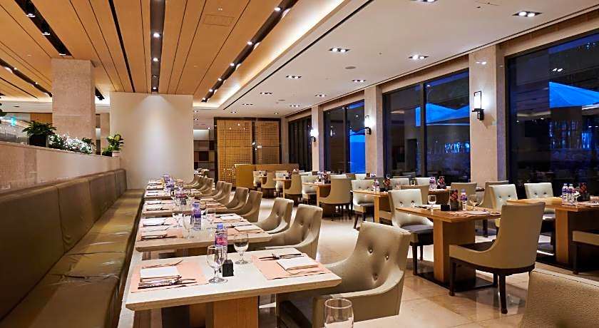 Hotel Hyundai by Lahan Ulsan