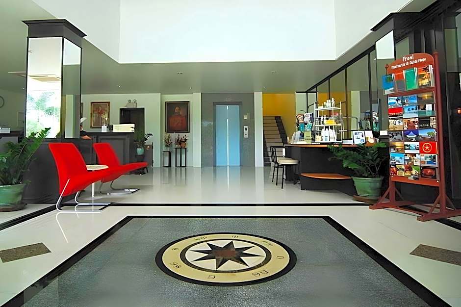 Laem Din Hotel
