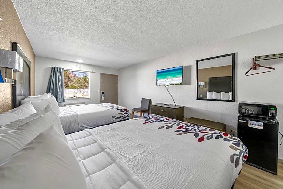 Executive Inn - Panama City Beach