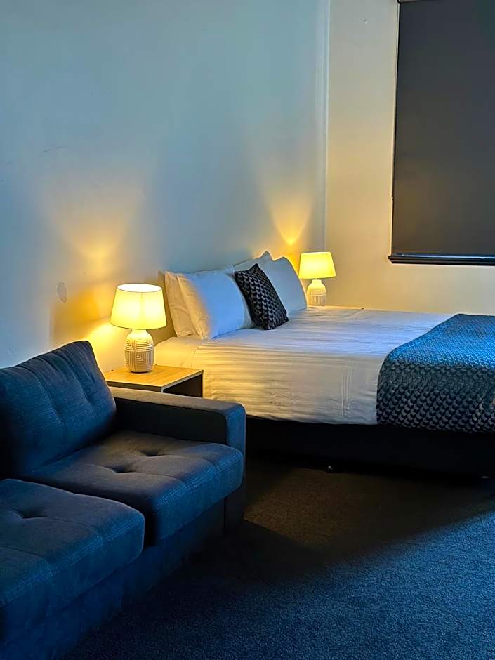 Romano's Hotel & Suites Wagga Wagga