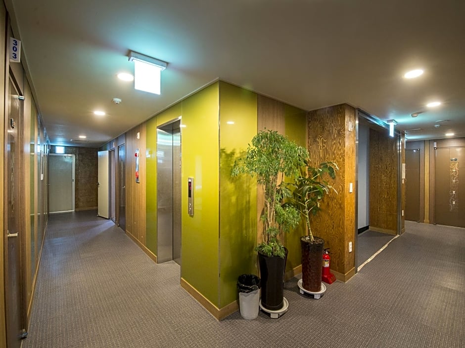 Champion Hotel