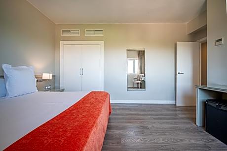 Quadruple Room with Sea View