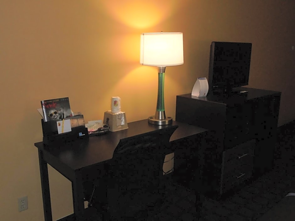 Super 8 by Wyndham Okawville