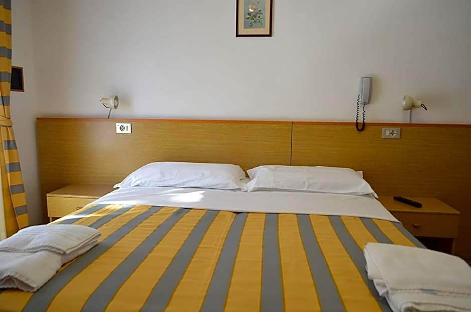 Hotel Altinate
