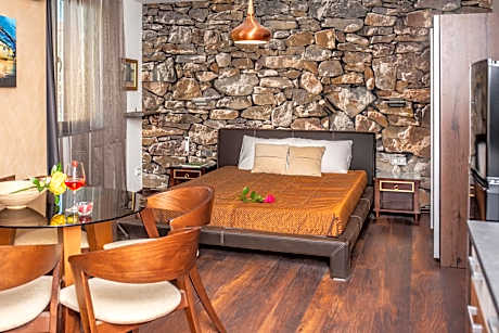 Enika Hotel