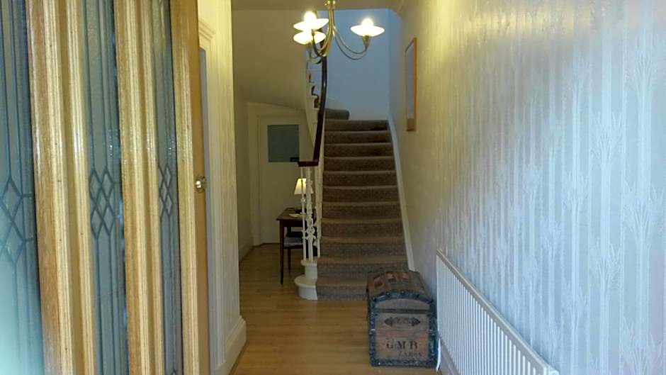 Ravenswood Guest House