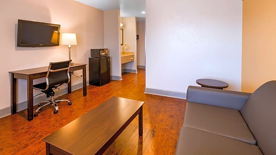 SureStay Plus Hotel by Best Western Hammond