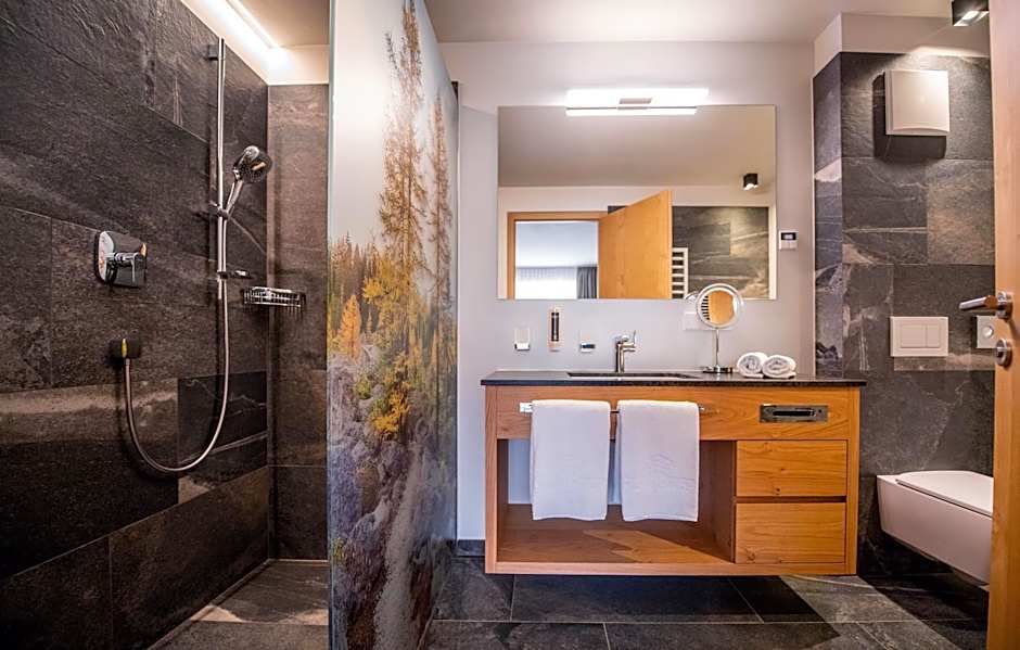 Hotel DAS ROYAL in Obereggen