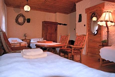 Quadruple Room with Sauna