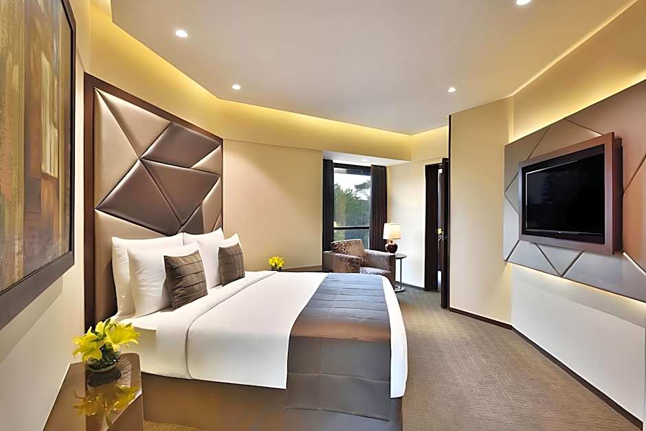 Radisson Blu Atria Bengaluru