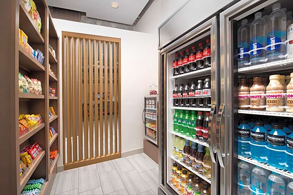 Holiday Inn Express & Suites North Brunswick By IHG