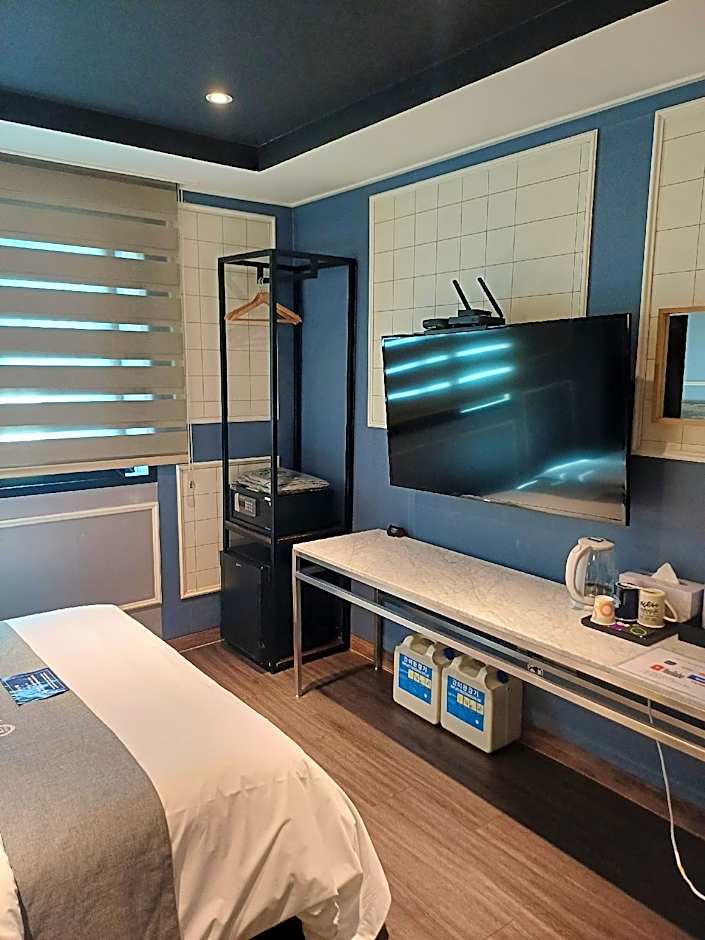 Louis Hotel Gangneung