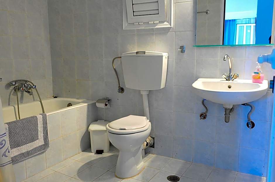 Mirabella Apartments