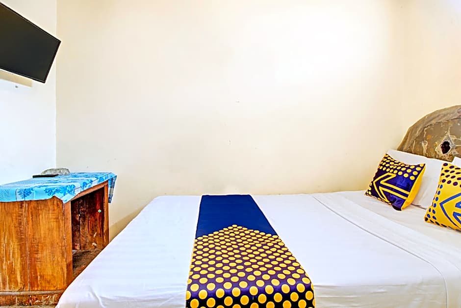 SPOT ON 92667 Hotel Kopeng Indah 1