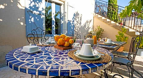 La maison de Charlotte - chambres d'hotes-Futuroscope