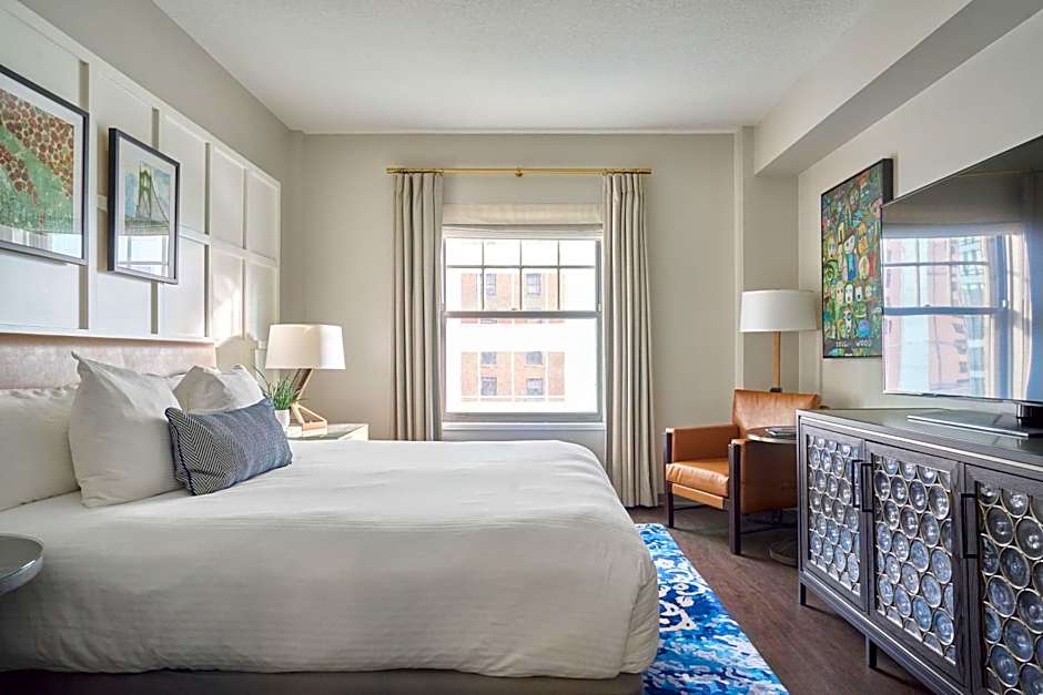 Heathman Hotel