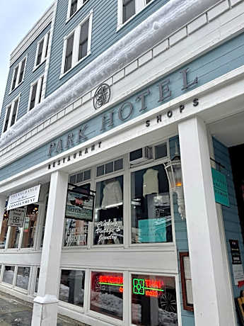 SUNDANCE Condo at The Park Hotel