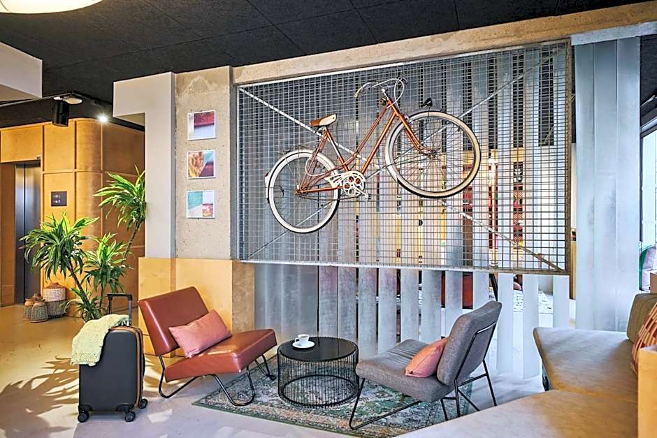 Moxy by Marriott Paris Bastille