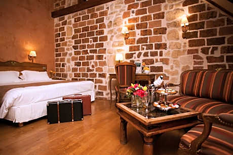 Deluxe Double Room with City View