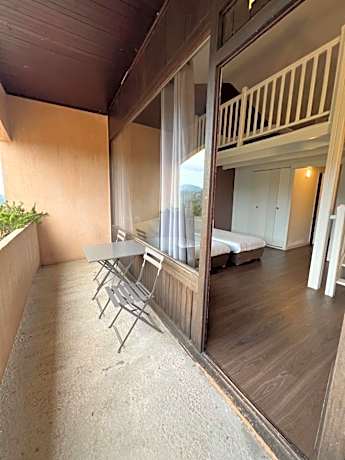 Family Room (2 Adults + 1 Child)